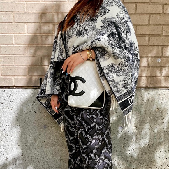 ✈️sold!CHANEL combon crossbody leather bag - Picture 3 of 17